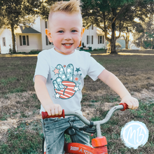 Load image into Gallery viewer, Patriotic Peace Tee