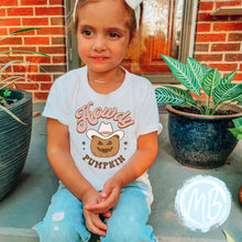 Load image into Gallery viewer, Howdy Pumpkin Tee